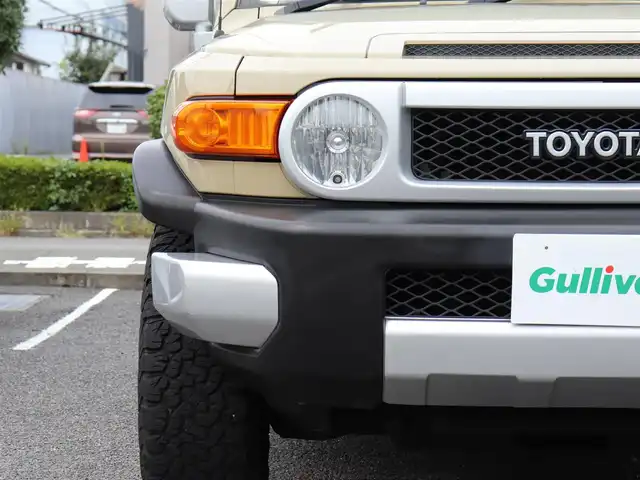 トヨタ ＦＪクルーザー 神奈川県 2013(平25)年 9.6万km ベージュ/ホワイト ドラレコ /ETC/4WD/センサーデフロック/コーナーセンサー/サイドステップ/リアワイパー/社外メモリナビ /Bluetoothオーディオ/DVD/CDナビ/USB入力端子/バックカメラ/フルセグテレビ/クルーズコントロール/ドアバイザー/純正フロアマット/スペアタイヤ/保証書/取説/記録簿(H25/26/27/R1)