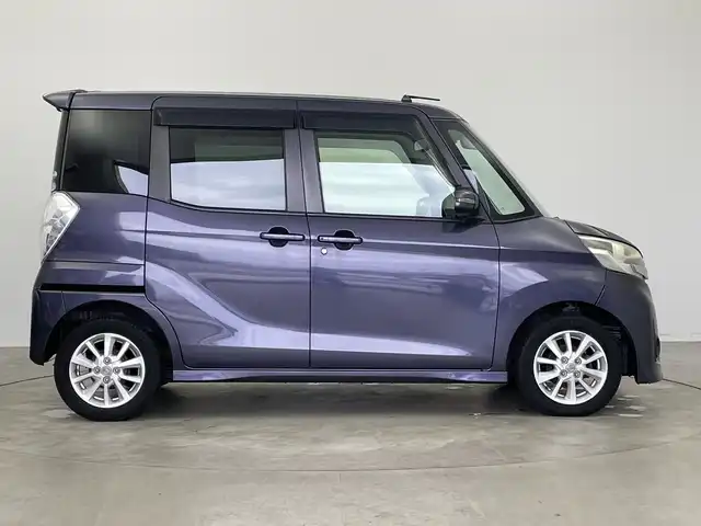日産 デイズ ルークス HWS X Vセレ +SeftyⅡ 新潟県 2015(平27)年 5.5万km プレミアムパープルP 純正ナビ　CD・DVD・Bluetooth/全方位カメラ/片側パワースライドドア/純正フロアマット/純正アルミ/ハンドルカバー/衝突軽減ブレーキ