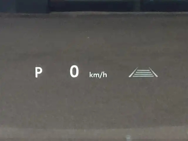 トヨタ ヴェルファイア ハイブリット エグゼクティブ ラウンジ 東京都 2024(令6)年 1.7万km プラチナホワイトパールマイカ 左右独立ムーンルーフ/電動サイドステップ (左右)/JBLプレミアムサウンド/Toyota Safety Sense/・プリクラッシュセーフティ/・レーントレーシングアシスト/・先行車発進告知機能/・オートマチックハイビーム/・レーダークルーズコントロール/・クリアランスソナー/・ロードサインアシスト/・ブラインドスポットモニター/・ヘッドアップディスプレイ/パノラミックビューモニター/アドバンスドパーク/プッシュスタート/パドルシフト/純正ナビ/フルセグTV/リアエンターテインメント/ETC2.0/デジタルインナーミラー/ワイヤレス充電器/両側パワースライドドア/パワーシート/パワーバックドア/レザーシート/シートヒーター/ベンチレーション/ステアリングヒーター/LEDヘッドライト/ドアバイザー/17インチ純正アルミホイール/スマートキー
