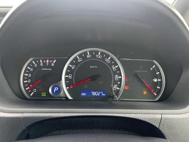 トヨタ ヴォクシー ZS 煌 静岡県 2015(平27)年 7.8万km ブラッキッシュアゲハガラスフレーク ●純正SDナビ/(フルセグ/CD/DVD/Bluetooth)/(NSZT-W64)/●バックカメラ/●純正11型フリップダウンモニター/●アイドリングストップ/●LEDヘッドライト/●オートライト/●フォグランプ/●革巻きステアリング/●ステアリングスイッチ/●電動格納ウインカーミラー/●ETC/●ISOFIX/●純正フロアマット/●ドアバイザー/●前方ドライブレコーダー/●プッシュスタート/●スマートキー/●純正16インチアルミホイール/●ダブル+サイドSRS+ABS/●保証書/●取扱説明書