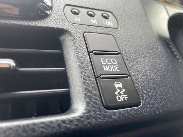 トヨタ ヴォクシー ZS 煌 静岡県 2015(平27)年 7.8万km ブラッキッシュアゲハガラスフレーク ●純正SDナビ/(フルセグ/CD/DVD/Bluetooth)/(NSZT-W64)/●バックカメラ/●純正11型フリップダウンモニター/●アイドリングストップ/●LEDヘッドライト/●オートライト/●フォグランプ/●革巻きステアリング/●ステアリングスイッチ/●電動格納ウインカーミラー/●ETC/●ISOFIX/●純正フロアマット/●ドアバイザー/●前方ドライブレコーダー/●プッシュスタート/●スマートキー/●純正16インチアルミホイール/●ダブル+サイドSRS+ABS/●保証書/●取扱説明書