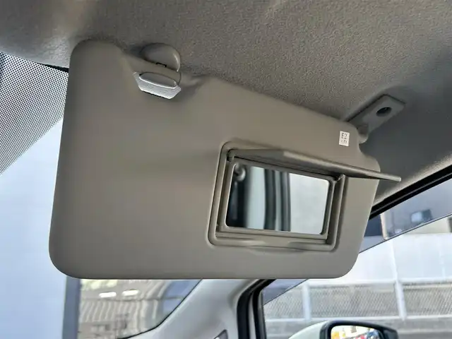 日産 ノート e－パワー X 香川県 2020(令2)年 0.5万km ホワイト 登録時走行距離：4920km/パナソニック製ストラーダメモリナビ/　BT接続/バックカメラ/エマージェンシーブレーキ/レーンキープアシスト/クリアランスソナー/横滑り防止装置/オートライト/ビルトインETC/ドライブレコーダー/プッシュスタート/スマートキー