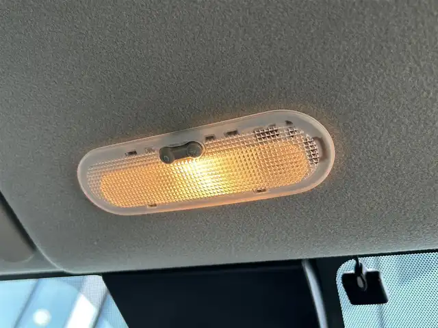 日産 ノート e－パワー X 香川県 2020(令2)年 0.5万km ホワイト 登録時走行距離：4920km/パナソニック製ストラーダメモリナビ/　BT接続/バックカメラ/エマージェンシーブレーキ/レーンキープアシスト/クリアランスソナー/横滑り防止装置/オートライト/ビルトインETC/ドライブレコーダー/プッシュスタート/スマートキー