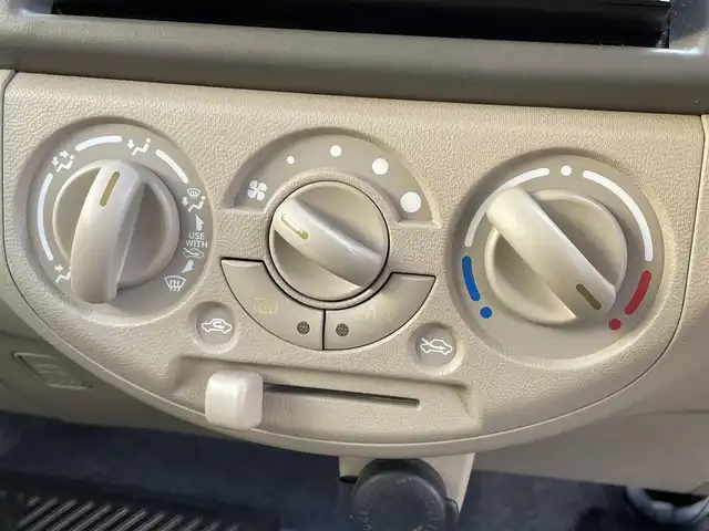 スズキ アルト X 岡山県 2013(平25)年 9.2万km ミルクティーベージュメタリック 登録時走行距離91671キロ/クラリオンナビ/AM/FM/TV/DVD/SD/Bluetooth/バックカメラ/純正フロアマット/ハロゲンライト/ヘッドライトレベライザー/スマートキー/プッシュスタート/ETC