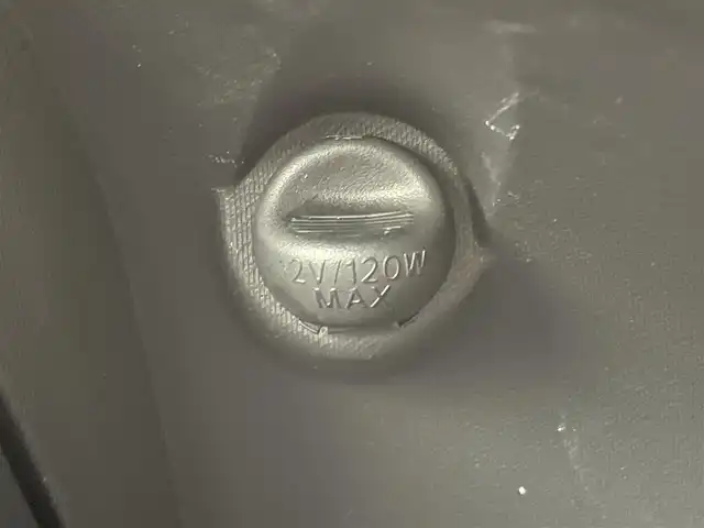 トヨタ アクア S スタイルブラック 千葉県 2021(令3)年 5.9万km ホワイトパールクリスタルシャイン 禁煙車/トヨタセーフティセンス/・衝突被害軽減ブレーキ/・レーンディパーチャーアラート/・オートマチックハイビーム/純正7インチナビ/・Bluetooth/・バックカメラ/LEDオートライト/純正15インチアルミホイール/純正フロアマット/オートエアコン/プッシュスタート/スマートキー/ETC