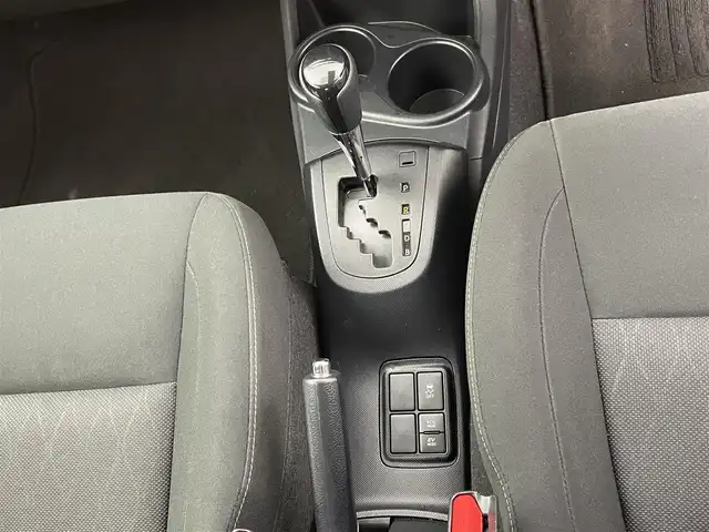 トヨタ アクア S スタイルブラック 千葉県 2021(令3)年 5.9万km ホワイトパールクリスタルシャイン 禁煙車/トヨタセーフティセンス/・衝突被害軽減ブレーキ/・レーンディパーチャーアラート/・オートマチックハイビーム/純正7インチナビ/・Bluetooth/・バックカメラ/LEDオートライト/純正15インチアルミホイール/純正フロアマット/オートエアコン/プッシュスタート/スマートキー/ETC