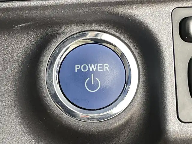 トヨタ アクア S スタイルブラック 千葉県 2021(令3)年 5.9万km ホワイトパールクリスタルシャイン 禁煙車/トヨタセーフティセンス/・衝突被害軽減ブレーキ/・レーンディパーチャーアラート/・オートマチックハイビーム/純正7インチナビ/・Bluetooth/・バックカメラ/LEDオートライト/純正15インチアルミホイール/純正フロアマット/オートエアコン/プッシュスタート/スマートキー/ETC