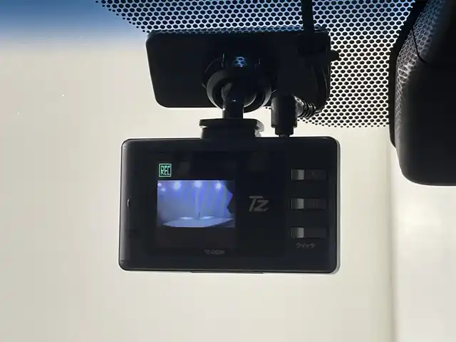 トヨタ ランドクルーザー プラド TX-L 70thアニバーサリーLTD 愛知県 2021(令3)年 4.5万km ホワイトパールクリスタルシャイン 純正９インチナビ/（AM/FM/Bluetooth/USB）/衝突軽減ブレーキ/アラウンドビューモニター/レーダークルーズコントロール/シートヒーター/ETC2.0/ドライブレコーダー/パワーシート/コーナーセンサー/レーンキープアシスト/パーキングアシスト/プッシュスタート/スマートキー/純正１８インチアルミホイール/オートライト