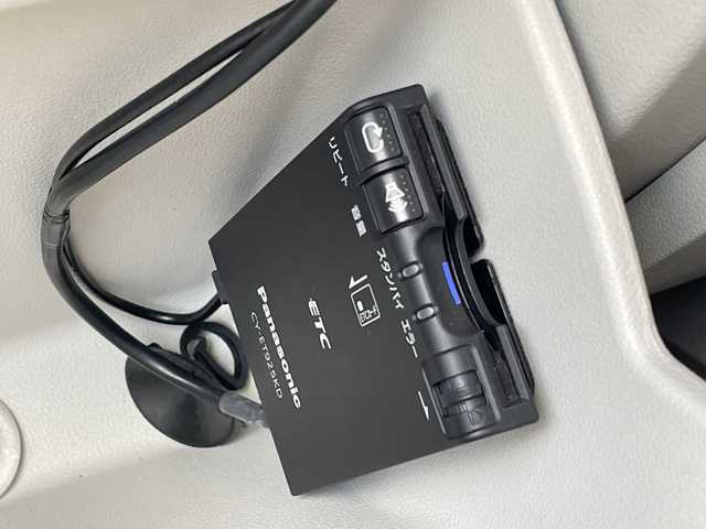 フォルクスワーゲン アップ！ ムーブアップ！ 兵庫県 2018(平30)年 5.2万km トルネードレッド ワンオーナー/社外メモリーナビ/（CD/DVD/フルセグTV/BT）/バックカメラ/ETC/LEDヘッドライト/AUTOライト/リモコンキー/スペアキー/保証書/取扱説明書