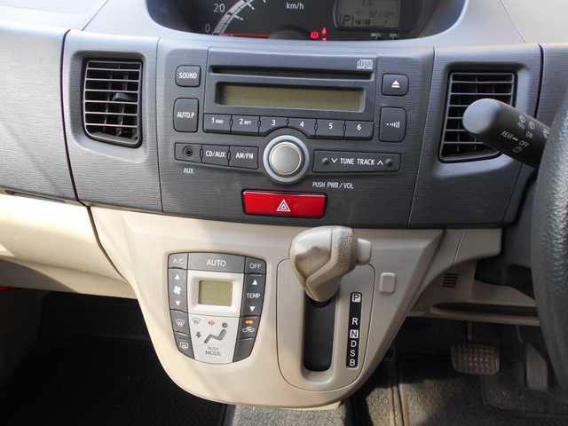 ダイハツ ムーヴ L 栃木県 2012(平24)年 9.3万km シャンパンゴールドメタリックⅡ 純正オーディオ/AM/FM/CD/Wエアバック/ABS/ライトレベライザー/純正ドアバイザー/社外14インチアルミホイール/純正ホイール車内積込