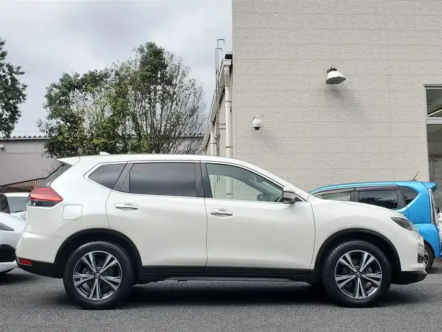 日産 エクストレイル 20X 埼玉県 2018(平30)年 6.7万km ブリリアントホワイトパール AIS検査済み/後期型/パートタイム4WD/車検R8年3月まで/OP/プロパイロット/エマージェンシーブレーキ/純正18インチアルミホイール/純正ナビTV/パワーバックドア/カプロンシート/アイドリングストップ/ウインカードアミラー/ダウンヒルアシスト/デジタルバックミラー/バックカメラ/ドライブレコーダー/ETC/F/Rコーナーセンサー /新車保証書/取扱説明書