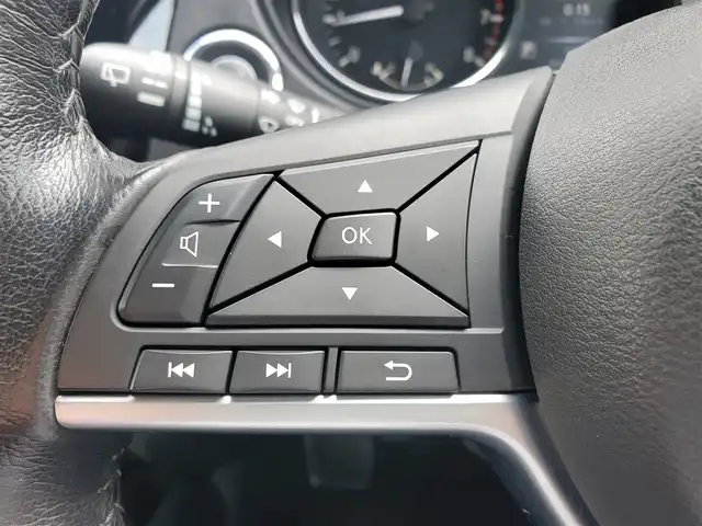 日産 エクストレイル 20X 埼玉県 2018(平30)年 6.7万km ブリリアントホワイトパール AIS検査済み/後期型/パートタイム4WD/車検R8年3月まで/OP/プロパイロット/エマージェンシーブレーキ/純正18インチアルミホイール/純正ナビTV/パワーバックドア/カプロンシート/アイドリングストップ/ウインカードアミラー/ダウンヒルアシスト/デジタルバックミラー/バックカメラ/ドライブレコーダー/ETC/F/Rコーナーセンサー /新車保証書/取扱説明書