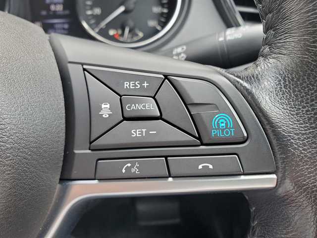 日産 エクストレイル 20X 埼玉県 2018(平30)年 6.7万km ブリリアントホワイトパール AIS検査済み/後期型/パートタイム4WD/車検R8年3月まで/OP/プロパイロット/エマージェンシーブレーキ/純正18インチアルミホイール/純正ナビTV/パワーバックドア/カプロンシート/アイドリングストップ/ウインカードアミラー/ダウンヒルアシスト/デジタルバックミラー/バックカメラ/ドライブレコーダー/ETC/F/Rコーナーセンサー /新車保証書/取扱説明書