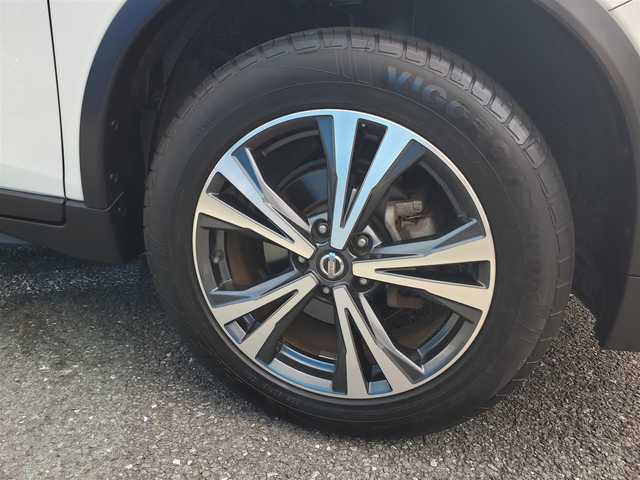 日産 エクストレイル 20X 埼玉県 2018(平30)年 6.7万km ブリリアントホワイトパール AIS検査済み/後期型/パートタイム4WD/車検R8年3月まで/OP/プロパイロット/エマージェンシーブレーキ/純正18インチアルミホイール/純正ナビTV/パワーバックドア/カプロンシート/アイドリングストップ/ウインカードアミラー/ダウンヒルアシスト/デジタルバックミラー/バックカメラ/ドライブレコーダー/ETC/F/Rコーナーセンサー /新車保証書/取扱説明書