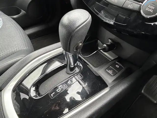 日産 エクストレイル 20X 埼玉県 2018(平30)年 6.7万km ブリリアントホワイトパール AIS検査済み/後期型/パートタイム4WD/車検R8年3月まで/OP/プロパイロット/エマージェンシーブレーキ/純正18インチアルミホイール/純正ナビTV/パワーバックドア/カプロンシート/アイドリングストップ/ウインカードアミラー/ダウンヒルアシスト/デジタルバックミラー/バックカメラ/ドライブレコーダー/ETC/F/Rコーナーセンサー /新車保証書/取扱説明書