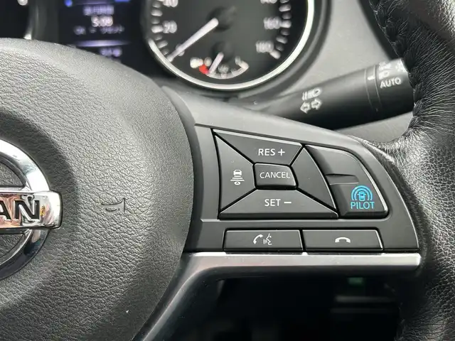 日産 エクストレイル 20X 埼玉県 2018(平30)年 6.7万km ブリリアントホワイトパール AIS検査済み/後期型/パートタイム4WD/車検R8年3月まで/OP/プロパイロット/エマージェンシーブレーキ/純正18インチアルミホイール/純正ナビTV/パワーバックドア/カプロンシート/アイドリングストップ/ウインカードアミラー/ダウンヒルアシスト/デジタルバックミラー/バックカメラ/ドライブレコーダー/ETC/F/Rコーナーセンサー /新車保証書/取扱説明書
