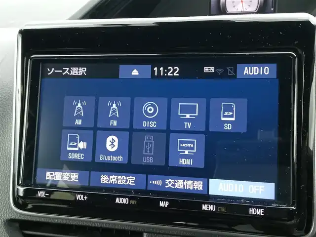 トヨタ エスクァイア Gi 福井県 2019(平31)年 12万km ホワイトパールクリスタルシャイン 衝突被害軽減システム/純正9インチナビ（NSZT-Y68T）/・（フルセグTV/CD/DVD/Bluetooth)/フリップダウンモニター/バックカメラ/ドライブレコーダー/ビルトインETC/オートLEDライト/電動格納ウィンカーミラー/両側パワースライドドア/純正15インチAW/純正フロアマット/スマートキー