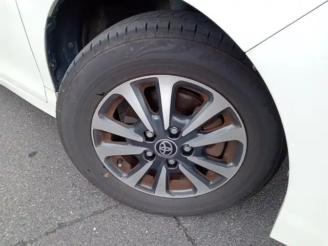トヨタ エスクァイア Gi 福井県 2019(平31)年 12万km ホワイトパールクリスタルシャイン 衝突被害軽減システム/純正9インチナビ（NSZT-Y68T）/・（フルセグTV/CD/DVD/Bluetooth)/フリップダウンモニター/バックカメラ/ドライブレコーダー/ビルトインETC/オートLEDライト/電動格納ウィンカーミラー/両側パワースライドドア/純正15インチAW/純正フロアマット/スマートキー