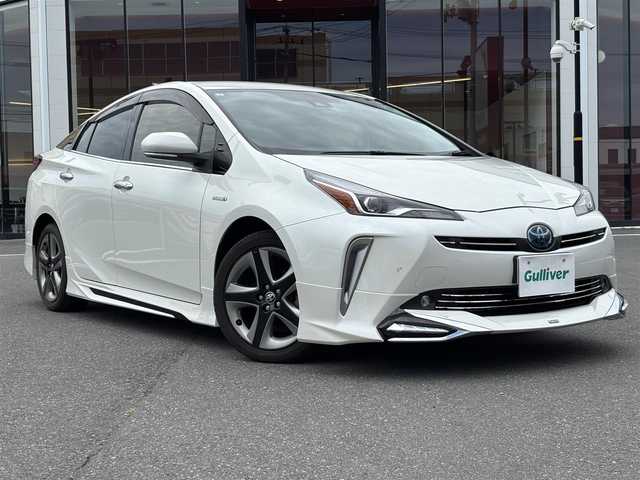 トヨタ プリウス S ツーリングセレクション 宮城県 2019(令1)年 6.5万km ホワイトパールクリスタルシャイン 登録時走行距離６４３３０ｋｍ/純正ナビ　アルパイン/・フルセグテレビ/・Bluetooth/・CD/DVD/・ＡＭ/FM/モデリスタエアロ/レーダークルーズコントロール/プリクラッシュセーフティ/レーンキープアシスト/クリアランスソナー/オートライト/オートマチックハイビーム/ＥＴＣ/ドラレコ/レザーシート/ステアリングスイッチ/デイライト/フォグランプ