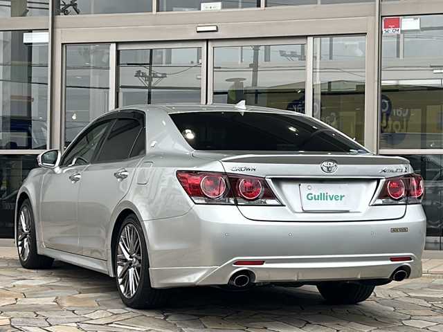 トヨタ クラウン アスリート S - TJ - フロンティア 静岡県 2017(平29)年 6万km プレシャスシルバー 【安全装備】/トヨタセーフティセンス/レーダークルーズコントロール/プリクラッシュセーフティ/（ミリ波レーダー・単眼カメラ・昼歩行者検知機能付）/（対車両：自車車速域約10km/hから最高速度：最大約40km/h減速可）/（対歩行者：自車車速域約10km/hから80km/h間：最大約30km/h減速可）/オートマチックハイビーム /（作動車速：30km/以上時）/レーンディパーチャーアラート（LDA）/（作動車速：50km/h以上時）/【主要装備】/メーカーナビ　/フルセグテレビ　/バックカメラ　/ＥＴＣ　/サンルーフ　/パドルシフト　/ハーフレザーシート　/シートヒーター/パワーシート　/ＬＥＤヘッドライト　/ＬＥＤフォグ　/純正１８インチアルミホイール/プッシュスタート/スマートキー