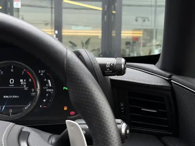 レクサス ＬＣ 500 コンバーチブル 栃木県 2023(令5)年 1万km ホワイトノーヴァガラスフレーク ワンオーナー/12.3インチナビ/AppleCarPlay・AndroidAuto/フルセグTV（走行中視聴可）/Bluetoothオーディオ/パノラミックビューモニター/カラーヘッドアップディスプレイ/レクサスセーフティシステムプラス/MOP鍛造アルミホイール/（切削光輝＋スーパーグロスブラックメタリック塗装）/ダークローズセミアニリン本革シート/ベンチレーション/ステア・シートヒーター/純正ドライブレコーダー/3眼フルLEDヘッドライト/ビルトインETC2.0/スマートキー×1/カードキー×1