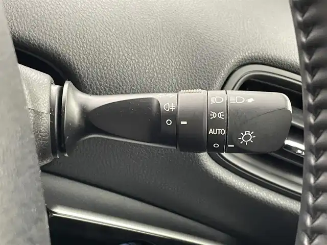 トヨタ プリウス S 福島県 2020(令2)年 4.5万km シルバーM 純正９インチナビ　/ CD フルセグTV Bluetooth/バックカメラ　/レーダークルーズコントロール　/ＬＥＤヘッドライト　/セーフティーセンス　/コーナーセンサー　/スマートキー　/純正フロアマット　/ビルトインETC