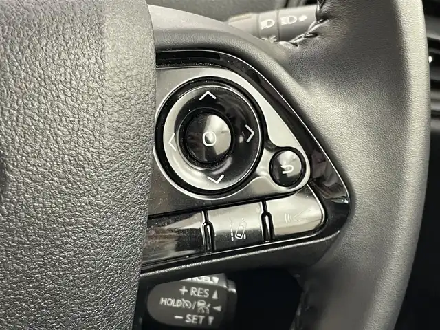 トヨタ プリウス S 福島県 2020(令2)年 4.5万km シルバーM 純正９インチナビ　/ CD フルセグTV Bluetooth/バックカメラ　/レーダークルーズコントロール　/ＬＥＤヘッドライト　/セーフティーセンス　/コーナーセンサー　/スマートキー　/純正フロアマット　/ビルトインETC