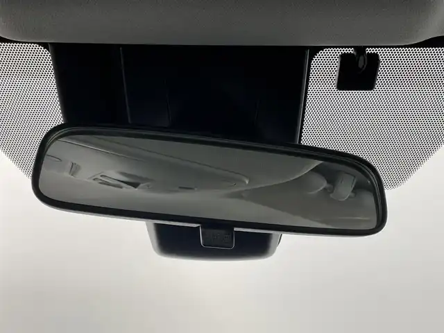 トヨタ プリウス S 福島県 2020(令2)年 4.5万km シルバーM 純正９インチナビ　/ CD フルセグTV Bluetooth/バックカメラ　/レーダークルーズコントロール　/ＬＥＤヘッドライト　/セーフティーセンス　/コーナーセンサー　/スマートキー　/純正フロアマット　/ビルトインETC