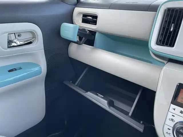 ダイハツ ムーヴ キャンバス G メイクアップ リミテッド　SAⅢ 佐賀県 2019(平31)年 5.2万km パールホワイトⅢ/ファインミントメタリック 2トーン 純正SDナビゲーション/・フルセグTV/CD/DVD/SD/USB/Bluetooth/パノラマモニター/前方ドライブレコーダー/両側パワースライドドア/TVキャンセラー/D席シートヒーター/ISOFIX対応/ステアリングリモコン/フロントデアイサ機能/純正LEDヘッドライト/・オートマチックハイビーム/純正LEDフォグランプ/純正フロアマット/純正ドアバイザ―/新車保証書/取扱説明書/衝突軽減ブレーキ/横滑り防止装置/アイドリングストップ