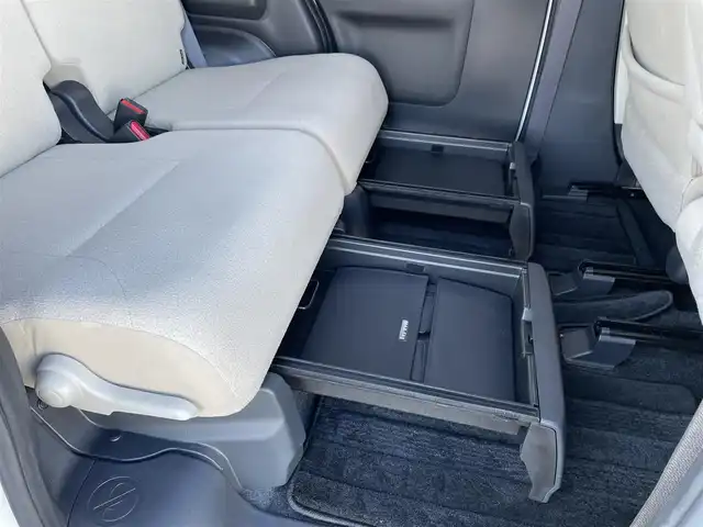 ダイハツ ムーヴ キャンバス G メイクアップ リミテッド　SAⅢ 佐賀県 2019(平31)年 5.2万km パールホワイトⅢ/ファインミントメタリック 2トーン 純正SDナビゲーション/・フルセグTV/CD/DVD/SD/USB/Bluetooth/パノラマモニター/前方ドライブレコーダー/両側パワースライドドア/TVキャンセラー/D席シートヒーター/ISOFIX対応/ステアリングリモコン/フロントデアイサ機能/純正LEDヘッドライト/・オートマチックハイビーム/純正LEDフォグランプ/純正フロアマット/純正ドアバイザ―/新車保証書/取扱説明書/衝突軽減ブレーキ/横滑り防止装置/アイドリングストップ