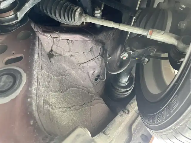 スズキ ソリオ HV MZ 滋賀県 2021(令3)年 2.5万km メロウディープレッドパール ガソリン/2WD/CVT/両側パワースライドドア/純正10インチナビ（CN-RZ10672A）/（FM/AM/CD/DVD/フルセグ/SD/Bluetooth）/バックカメラ・全周囲カメラ/運転席・助手席シートヒーター/ドライブレコーダー/クルーズコントロール/レーンキープアシスト/プリクラッシュブレーキアシスト/横滑り防止装置/コーナーセンサー/革巻きステアリング/ステアリングスイッチ/ヘッドアップディスプレイ/アイドリングストップ/電動格納ミラー/オートライト/オートエアコン/純正フロアマット/純正ドアバイザー/プッシュスタート/スマートキー/スペアキー