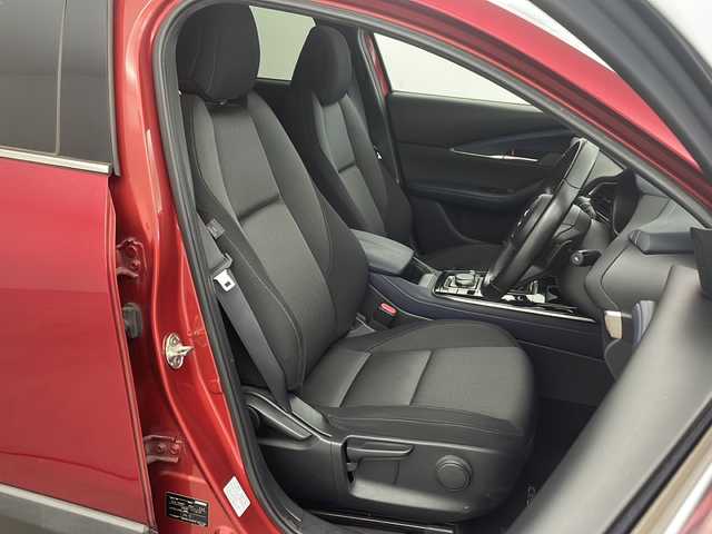 マツダ ＣＸ－３０ XD プロアクティブ 兵庫県 2020(令2)年 4.2万km ソウルレッドクリスタルM ・純正ナビ/CD/DVD/BT/USB/HDMI/TV/・360°ビューモニター/・ビルトインETC/・純正前後ドライブレコーダー/・パワーバックドア/・i-ACTIVESENSE/・スマートブレーキサポート/・レーンキープアシストシステム/・ディスタンス＆スピードアラート/・前後側方接近車両検知/・車線逸脱警報システム/・ブラインドスポットモニタリング/・ドライバーアテンションアラート/・レーダークルーズコントロール/・オートマチックハイビーム/・アイドリングストップ/・トラクションコントロールシステム/・LEDヘッドライト/・アドバンストキー/・プッシュスタート/・純正18インチアルミホイール