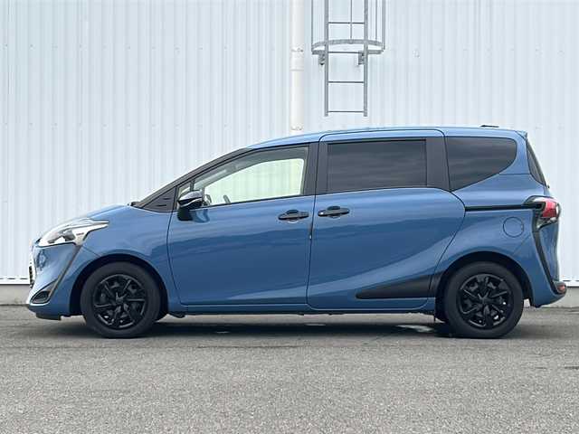 トヨタ シエンタ ファンベースG 愛媛県 2020(令2)年 7.4万km グレイッシュブルー 純正SDナビ/ETC/バックカメラ/Bluetooth/両側パワースライドドア/スマートキー/アイドリングストップ/純正フロアマット/トヨタセーフティセンス/レーンキープアシスト/オートLEDヘッドライト/横滑り防止装置/衝突被害軽減システム/保証書/取扱説明書/スペアキー