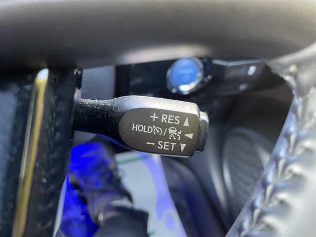 トヨタ プリウス Sツーリングセレクション 石川県 2021(令3)年 5.9万km 黒 アルパイン9型ナビ/フルセグTV/バックカメラ/LEDヘッドライト/ETC/ドライブレコーダー/革シート/シートヒーター/スマートキー/トヨタセーフティセンス/レーダークルーズ/モデリスタエアロ/AC100V/社外アルミホイール/電動ミラー