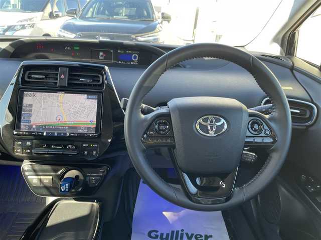 トヨタ プリウス Sツーリングセレクション 石川県 2021(令3)年 5.9万km 黒 アルパイン9型ナビ/フルセグTV/バックカメラ/LEDヘッドライト/ETC/ドライブレコーダー/革シート/シートヒーター/スマートキー/トヨタセーフティセンス/レーダークルーズ/モデリスタエアロ/AC100V/社外アルミホイール/電動ミラー
