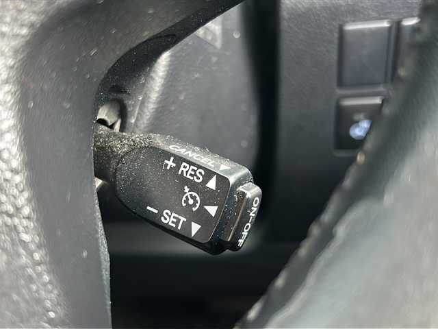 トヨタ ヴェルファイア Z Gエディション 佐賀県 2016(平28)年 14.6万km ホワイトパールクリスタルシャイン ・モデリスタエアロ/・純正9インチナビ/（フルセグ/Bluetooth/DISC/SD/SDREC/AM/FM）/・バックカメラ/・フリップダウンモニター/・ドライブレコーダー/・横滑り防止装置/・LEDヘッドライト/・フォグランプ/・ETC/・両側パワースライドドア/・D/N席パワーシート/・ヒートステアリング/・イルミネーションランプ