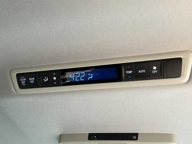 トヨタ ヴェルファイア Z Gエディション 佐賀県 2016(平28)年 14.6万km ホワイトパールクリスタルシャイン ・モデリスタエアロ/・純正9インチナビ/（フルセグ/Bluetooth/DISC/SD/SDREC/AM/FM）/・バックカメラ/・フリップダウンモニター/・ドライブレコーダー/・横滑り防止装置/・LEDヘッドライト/・フォグランプ/・ETC/・両側パワースライドドア/・D/N席パワーシート/・ヒートステアリング/・イルミネーションランプ