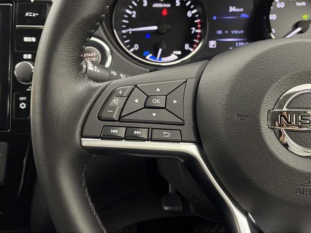 日産 エクストレイル ハイブリッド 20Xi 宮城県 2019(令1)年 7.6万km ブリリアントホワイトパール 禁煙車/インテリジェントアラウンドビューモニター/デジタルインナーミラー/撥水カプロンシート/プロパイロット/エマージェンシーブレーキ/車線逸脱警告/純正9型ナビ/・CD・DVD・BT・SD/フルセグTV/革巻きステアリング/ステアリングスイッチ/パワーバックドア/純正ドライブレコーダー（フロント）/LEDヘッドライト/フォグライト/ETC/純正フロアマット/純正ドアバイザー/純正17インチアルミホイール/電動パーキングブレーキ/AUTOHOLD/横滑り防止装置/プッシュスタート/スマートキー