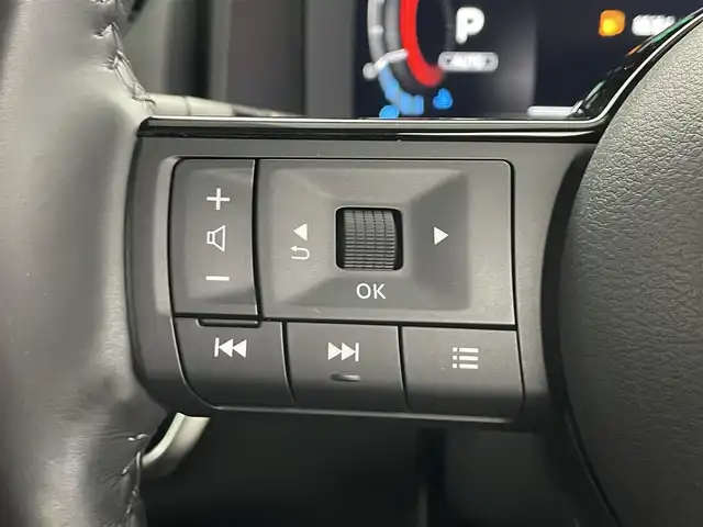 日産 エクストレイル X e－4ORCE 埼玉県 2022(令4)年 1.4万km ダイヤモンドブラック 純正１２．３インチナビ　Bluetooth アラウンドビューモニター　デジタルインナーミラー　シートヒーター　１００Ｖ電源　パワーシート　レーダークルーズコントロール 衝突軽減システム ETC2.0