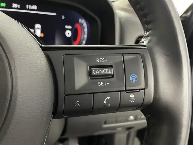 日産 エクストレイル X e－4ORCE 埼玉県 2022(令4)年 1.4万km ダイヤモンドブラック 純正１２．３インチナビ　Bluetooth アラウンドビューモニター　デジタルインナーミラー　シートヒーター　１００Ｖ電源　パワーシート　レーダークルーズコントロール 衝突軽減システム ETC2.0