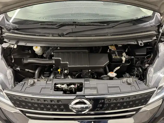 日産 デイズ ルークス ハイウェイスター Gターボ 三重県 2019(平31)年 6.9万km ブラック ガソリン・ターボ/FF/インパネCVT/純正 7インチナビ MM318D-W/（FM/AM/CD/DVD/iPod/SD/TV/WALKMAN/USB/Bluetooth/MUSIC STOCKER/ドラレコ/AUX）/アラウンドビューモニター/両側オートスライドドア/ドライブレコーダー 前方/ETC/安全/・エマージェンシーブレーキ/・LDW（車線逸脱警報）/・ハイビームアシスト/・VDC（ビークルダイナミクスコントロール）/・踏み間違い衝突防止アシスト（コーナーセンサーは、なし）/など/装備/・クルーズコントロール/・オートエアコン/・オートライトシステム/・LEDヘッドライト/・フロントフォグライト/・電動格納ドアミラー/・リヤシーリングファン（『ナノイー』）/・ステアリングスイッチ/・プッシュスタート/・インテリジェントキーx2/・SRS デュアル＋サイドエアバッグ/・純正15inAW/など