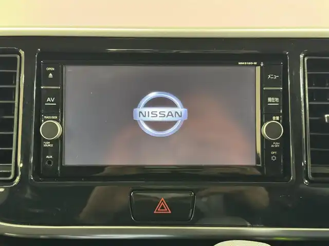 日産 デイズ ルークス ハイウェイスター Gターボ 三重県 2019(平31)年 6.9万km ブラック ガソリン・ターボ/FF/インパネCVT/純正 7インチナビ MM318D-W/（FM/AM/CD/DVD/iPod/SD/TV/WALKMAN/USB/Bluetooth/MUSIC STOCKER/ドラレコ/AUX）/アラウンドビューモニター/両側オートスライドドア/ドライブレコーダー 前方/ETC/安全/・エマージェンシーブレーキ/・LDW（車線逸脱警報）/・ハイビームアシスト/・VDC（ビークルダイナミクスコントロール）/・踏み間違い衝突防止アシスト（コーナーセンサーは、なし）/など/装備/・クルーズコントロール/・オートエアコン/・オートライトシステム/・LEDヘッドライト/・フロントフォグライト/・電動格納ドアミラー/・リヤシーリングファン（『ナノイー』）/・ステアリングスイッチ/・プッシュスタート/・インテリジェントキーx2/・SRS デュアル＋サイドエアバッグ/・純正15inAW/など