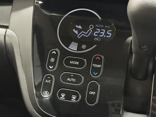 日産 デイズ ルークス ハイウェイスター Gターボ 三重県 2019(平31)年 6.9万km ブラック ガソリン・ターボ/FF/インパネCVT/純正 7インチナビ MM318D-W/（FM/AM/CD/DVD/iPod/SD/TV/WALKMAN/USB/Bluetooth/MUSIC STOCKER/ドラレコ/AUX）/アラウンドビューモニター/両側オートスライドドア/ドライブレコーダー 前方/ETC/安全/・エマージェンシーブレーキ/・LDW（車線逸脱警報）/・ハイビームアシスト/・VDC（ビークルダイナミクスコントロール）/・踏み間違い衝突防止アシスト（コーナーセンサーは、なし）/など/装備/・クルーズコントロール/・オートエアコン/・オートライトシステム/・LEDヘッドライト/・フロントフォグライト/・電動格納ドアミラー/・リヤシーリングファン（『ナノイー』）/・ステアリングスイッチ/・プッシュスタート/・インテリジェントキーx2/・SRS デュアル＋サイドエアバッグ/・純正15inAW/など