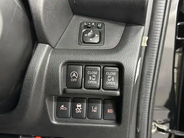 日産 デイズ ルークス ハイウェイスター Gターボ 三重県 2019(平31)年 6.9万km ブラック ガソリン・ターボ/FF/インパネCVT/純正 7インチナビ MM318D-W/（FM/AM/CD/DVD/iPod/SD/TV/WALKMAN/USB/Bluetooth/MUSIC STOCKER/ドラレコ/AUX）/アラウンドビューモニター/両側オートスライドドア/ドライブレコーダー 前方/ETC/安全/・エマージェンシーブレーキ/・LDW（車線逸脱警報）/・ハイビームアシスト/・VDC（ビークルダイナミクスコントロール）/・踏み間違い衝突防止アシスト（コーナーセンサーは、なし）/など/装備/・クルーズコントロール/・オートエアコン/・オートライトシステム/・LEDヘッドライト/・フロントフォグライト/・電動格納ドアミラー/・リヤシーリングファン（『ナノイー』）/・ステアリングスイッチ/・プッシュスタート/・インテリジェントキーx2/・SRS デュアル＋サイドエアバッグ/・純正15inAW/など