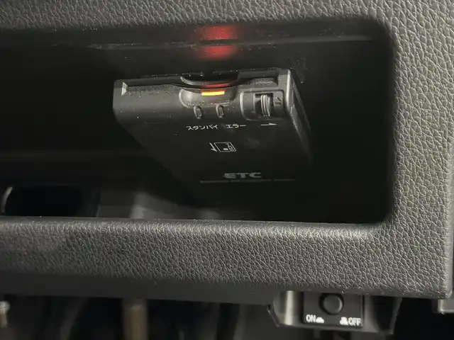 日産 デイズ ルークス ハイウェイスター Gターボ 三重県 2019(平31)年 6.9万km ブラック ガソリン・ターボ/FF/インパネCVT/純正 7インチナビ MM318D-W/（FM/AM/CD/DVD/iPod/SD/TV/WALKMAN/USB/Bluetooth/MUSIC STOCKER/ドラレコ/AUX）/アラウンドビューモニター/両側オートスライドドア/ドライブレコーダー 前方/ETC/安全/・エマージェンシーブレーキ/・LDW（車線逸脱警報）/・ハイビームアシスト/・VDC（ビークルダイナミクスコントロール）/・踏み間違い衝突防止アシスト（コーナーセンサーは、なし）/など/装備/・クルーズコントロール/・オートエアコン/・オートライトシステム/・LEDヘッドライト/・フロントフォグライト/・電動格納ドアミラー/・リヤシーリングファン（『ナノイー』）/・ステアリングスイッチ/・プッシュスタート/・インテリジェントキーx2/・SRS デュアル＋サイドエアバッグ/・純正15inAW/など