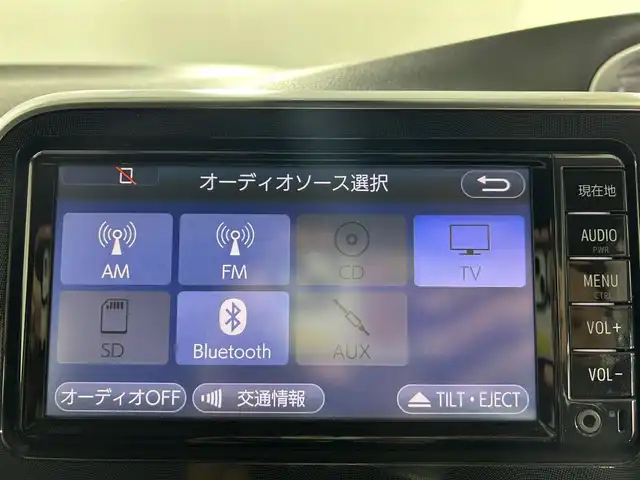 トヨタ シエンタ G 佐賀県 2017(平29)年 2.8万km ホワイトパールクリスタルシャイン 純正７インチナビ/フルセグTV/CD/DVD/Bluetooth/バックカメラ/衝突被害軽減システム/車線逸脱警報/先行車発進お知らせ機能/オートライト/オートマチックハイビーム/LEDヘッドライト/フォグライト/横滑り防止装置/ビルトインETC/アイドリングストップ/両側パワースライドドア/ISOFIX対応シート/純正フロアマット/ドアバイザー/スマートキー/スペアキー×１/ステアリングスイッチ/電動格納ミラー