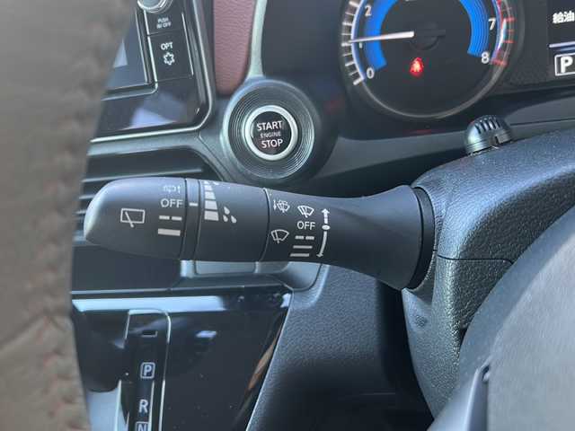 日産 デイズ ボレロ 広島県 2021(令3)年 1.7万km ベージュⅡ 禁煙/カラーコード：W13C22/エマージェンシーブレーキ/車線逸脱警報/ハイビームアシスト/コーナーセンサー/純正９型ナビ（MM320D-L）/・フルセグ/CD/DVD/Bluetooth/AUX/アラウンドビューモニター/革巻きステアリング/ステアリングスイッチ/オートライト/電動格納ウィンカーミラー/ハーフレザーシート/スマートキー/プッシュスタート/純正ドアバイザー