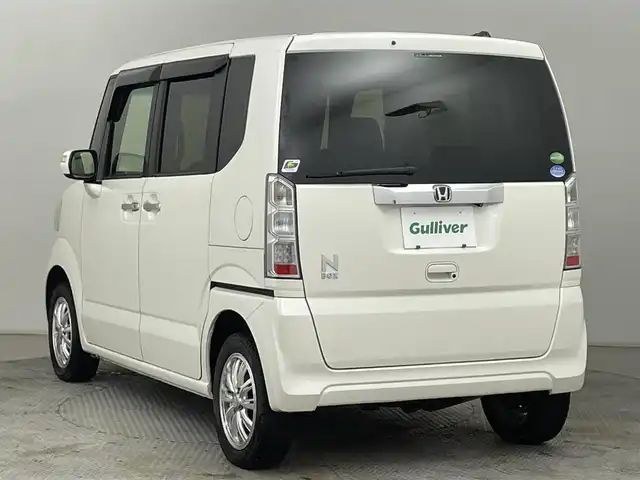 ホンダ Ｎ ＢＯＸ G SSパッケージ 道央・札幌 2017(平29)年 8.1万km プレミアムホワイトパールⅡ ・４WD/・純正ナビ/　CD/DVD/SD/BT/フルセグ/・バックカメラ/・ビルトインETC/・両側パワースライドドア/・シートヒーター/・横滑り防止/・HIDヘッドライト/・フォグライト/・オートライト/・プッシュスタート/・スマートキー/・純正フロアマット/・ドアバイザー