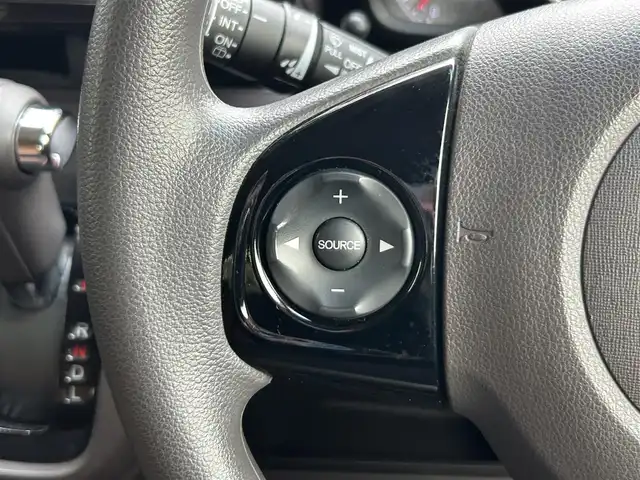 ホンダ Ｎ ＯＮＥ セレクト 静岡県 2018(平30)年 6万km プレミアムアイボリーパール2トーン あんしんパッケージ/７インチナビ/ＢＴオーディオ/USB充電ポート/ＤＶＤ再/バックカメラ/ドラレコ前後/ビルトインＥＴＣ/合皮コンビシート/1列目シートヒーター/ＡＡＣ/アームレスト