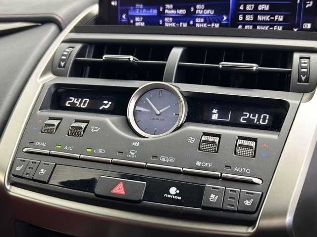 レクサス ＮＸ 300h Fスポーツ 岐阜県 2019(令1)年 8.4万km ホワイトノーヴァガラスフレーク ETC2.0/ドライブレコーダー/プッシュスタート/スマートキー/ステアリングリモコン/パドルシフト/純正ディスプレイオーディオ（ナビ付）/フルセグTV/Bluetooth接続/CD/DVD/USB端子/レーダークルーズコントロール（追従あり）/ステアリングヒーター/電動リヤゲート/全周囲カメラ/レーンキープアシスト/衝突軽減ブレーキ/パーキングサポートブレーキ/コーナーセンサー/サンルーフ付き/純正アルミホイール/電格ミラー/LEDヘッドライト/オートライト/オートハイビーム/エアバック（運転席＋助手席＋サイド）/パワーシート（運転席＋助手席）/シートメモリ/シートヒーター/シートクーラー/レザーシート（赤色）/フロアマット/本革巻きステアリング/UVカットガラス/アルミペダル